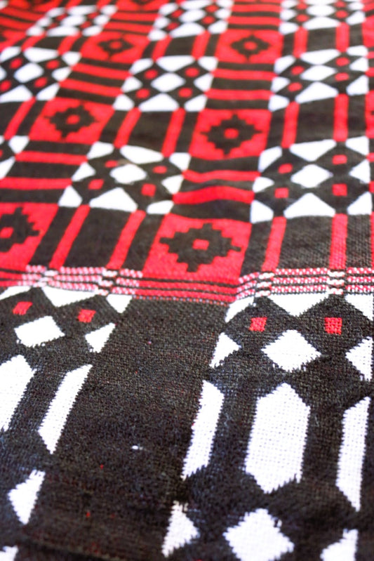 Black & Red Lightweight Woollen throw