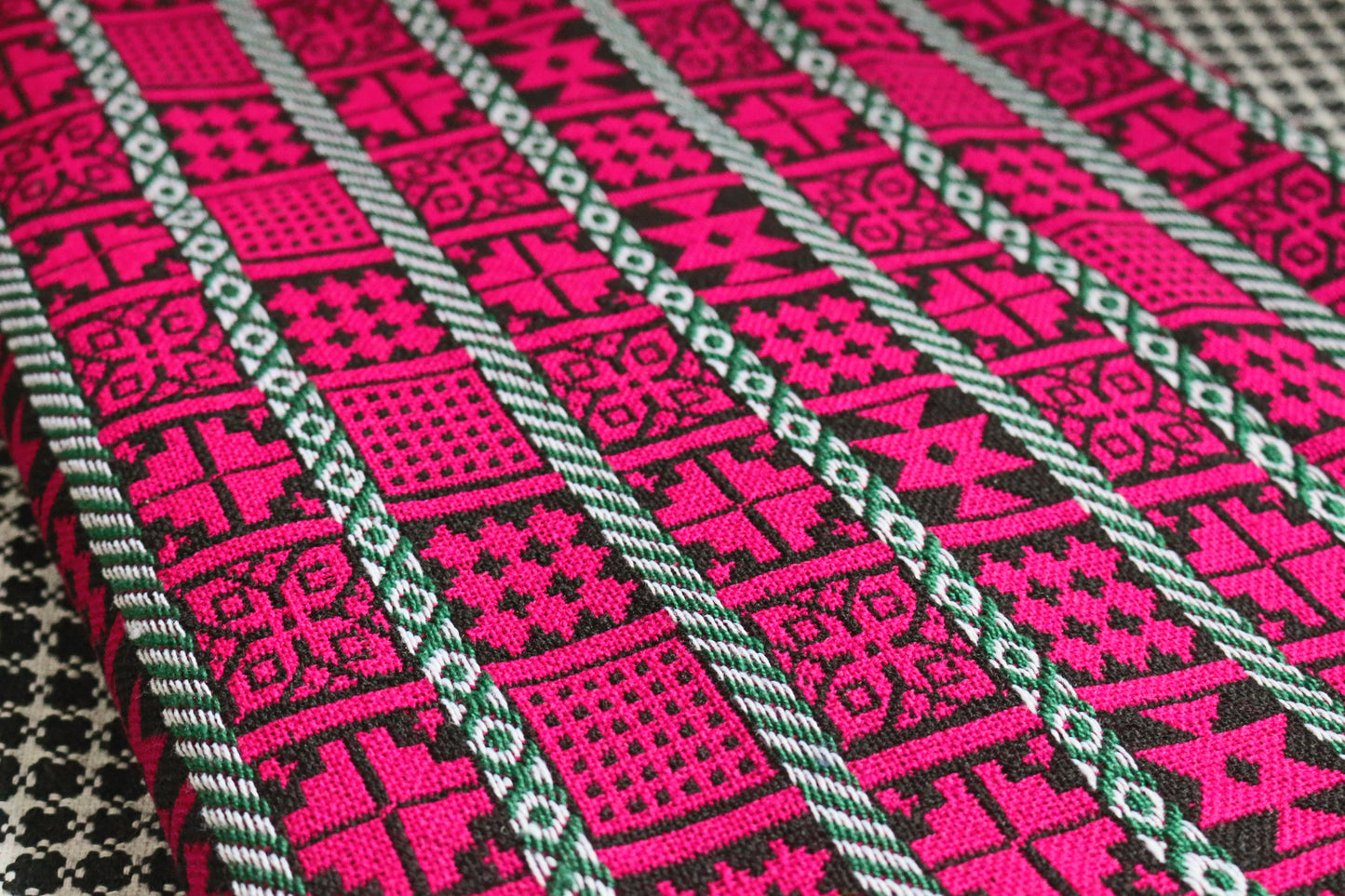 Deep Pink & Black woollen Khes