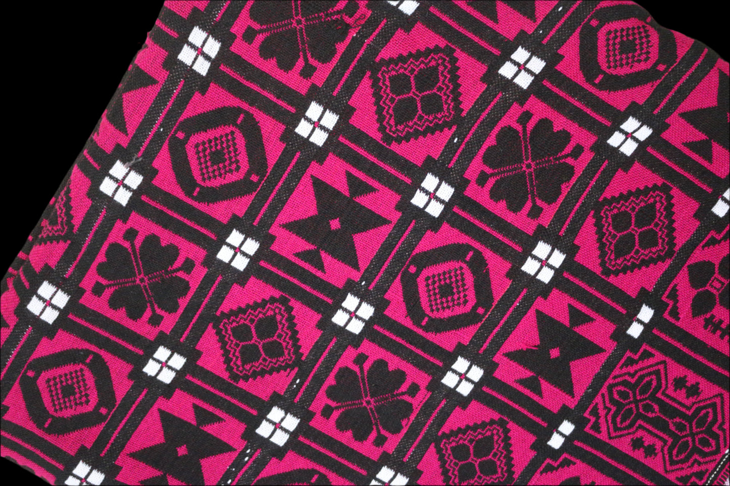 Magenta handwoven khes with geometric black and white motifs – Bistaray