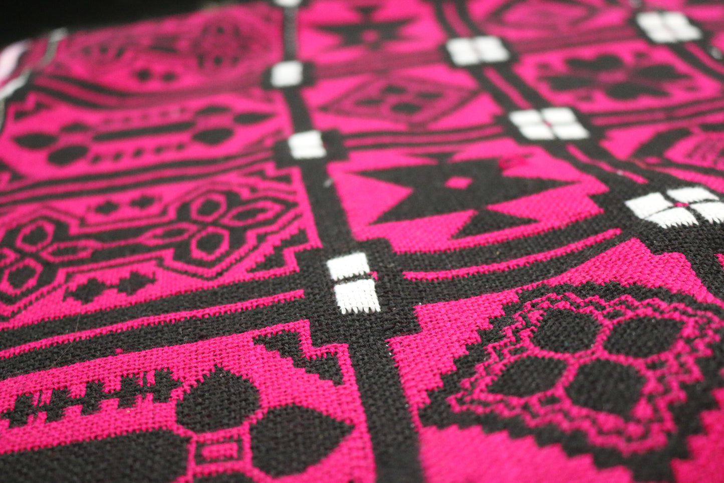 Magenta handwoven khes with geometric black and white motifs – Bistaray
