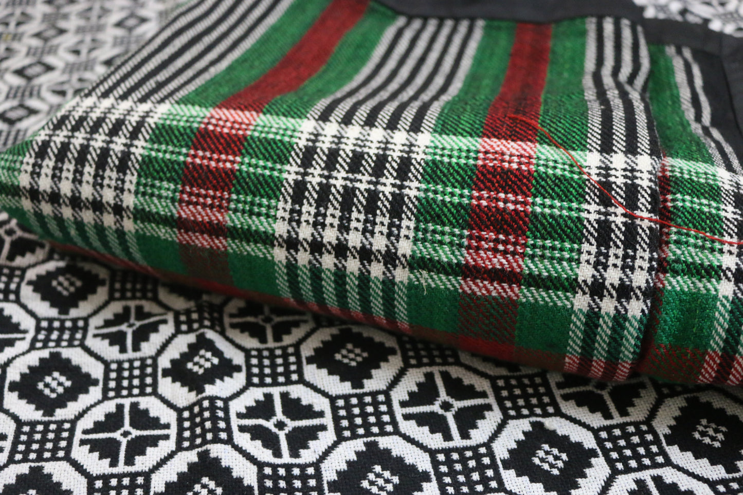 Green Tartan Plaid Woollen Khes