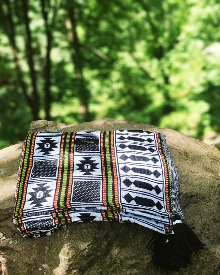 White & Black Woollen Khes