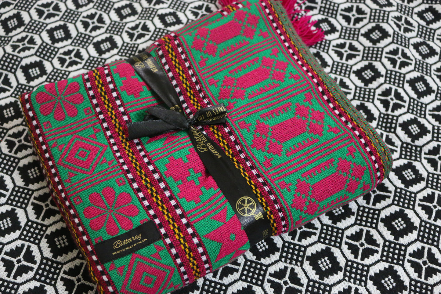 Green & Pink Woollen Khes