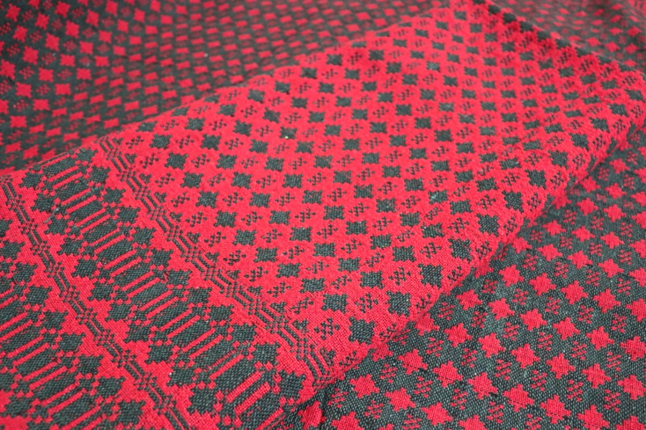 Red Majnu Khes