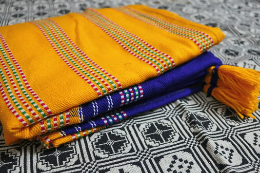 Yellow & Blue Woollen Khes