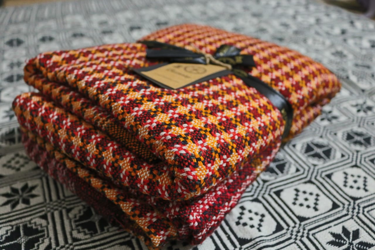 Pink & Orange Woollen Khes