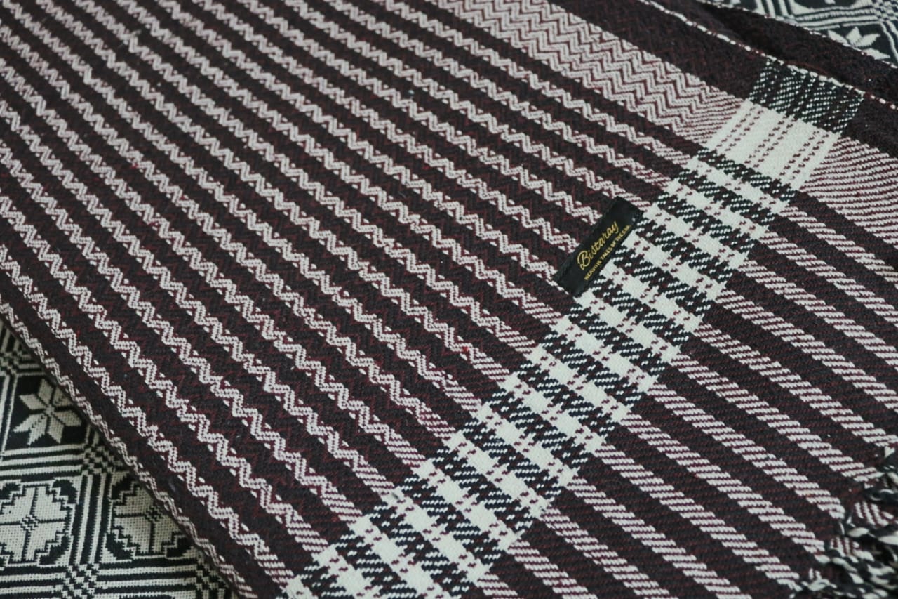 Maroon Handmade Woollen Khes