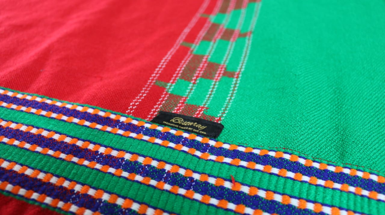 Red & Green Woollen Khes (Duhar)