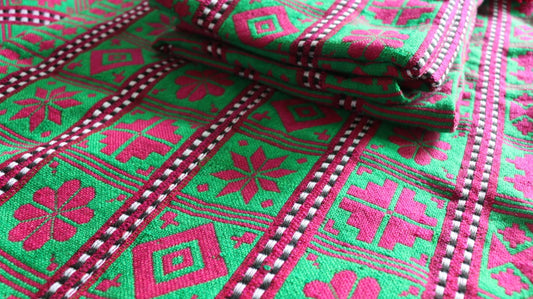 Green & Pink Lightweight Woollen Khes - Two single sheets with two pillow covers
