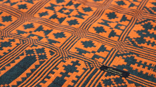 Tangerine & Green Majnu Khes (Bari dabbi)