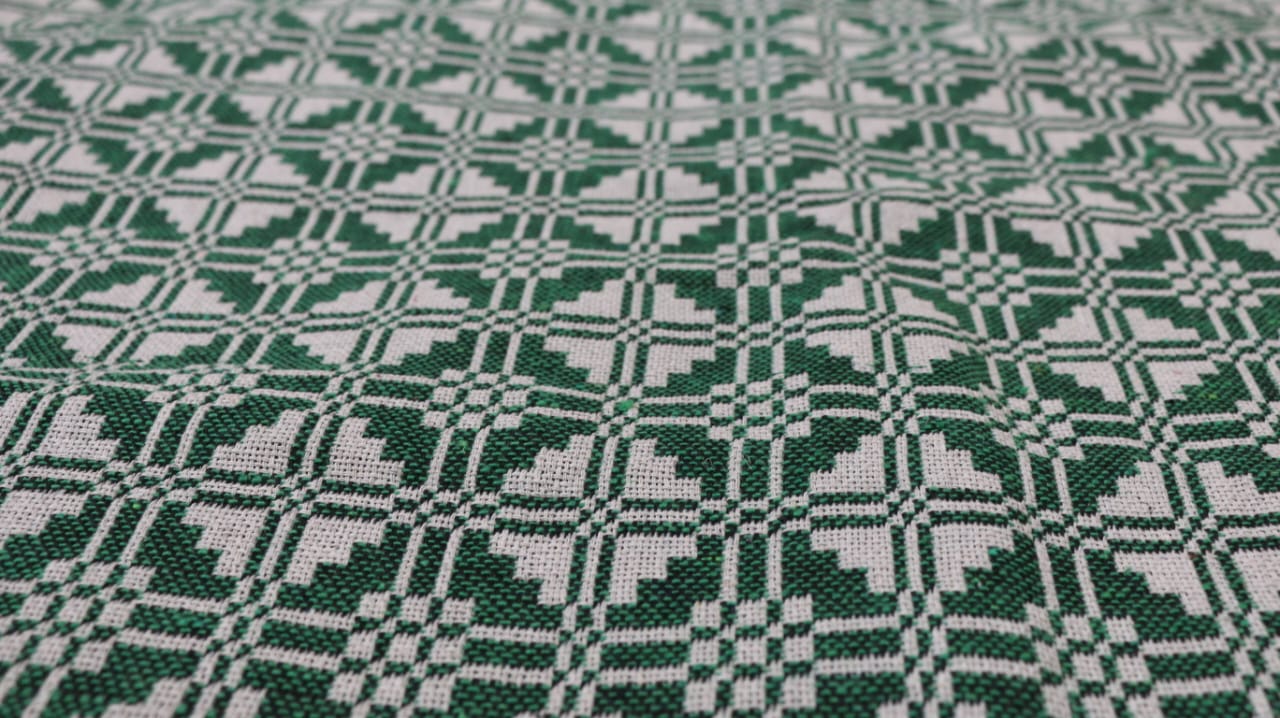 Green & White Majnu Khes