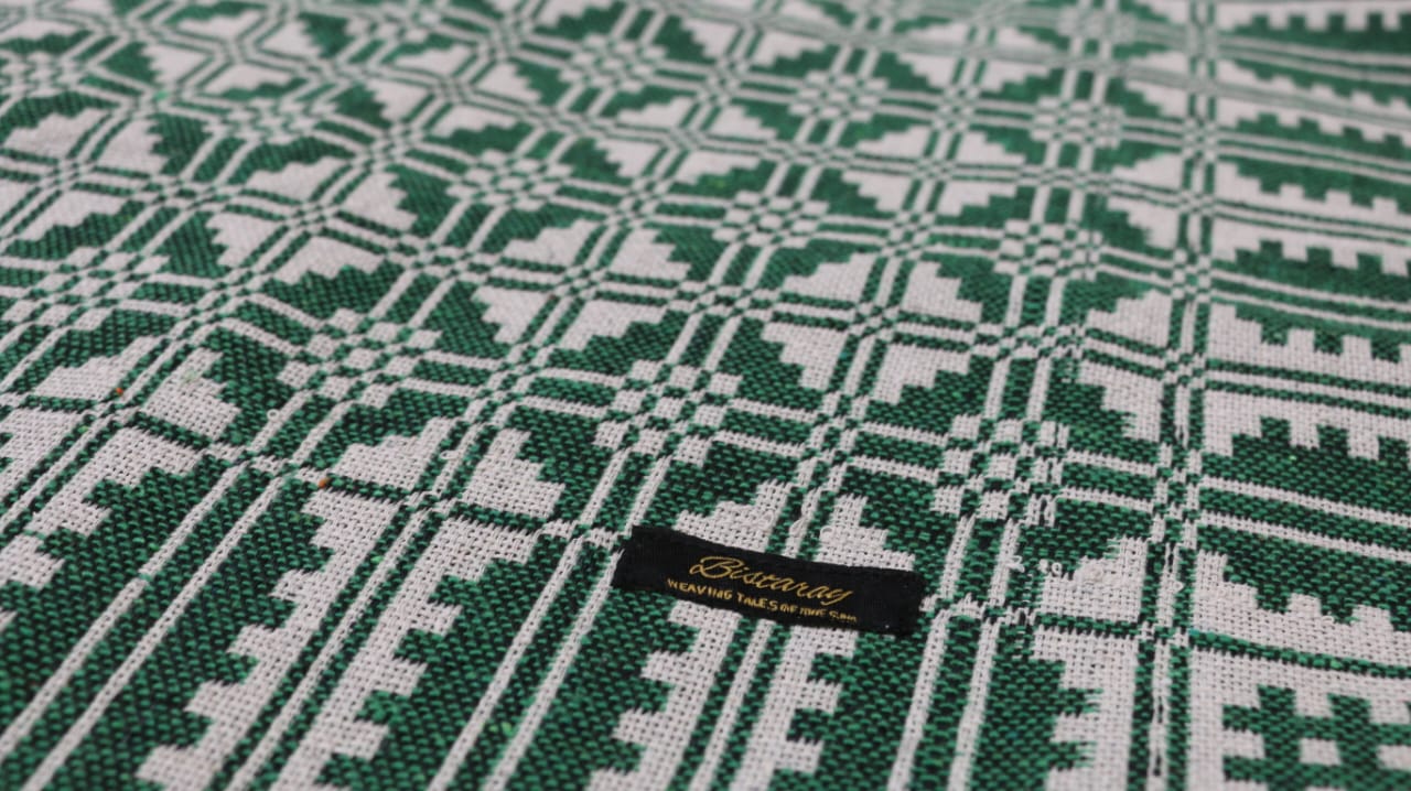 Green & White Majnu Khes