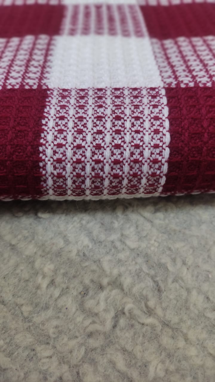 Maroon & White Woollen Khes