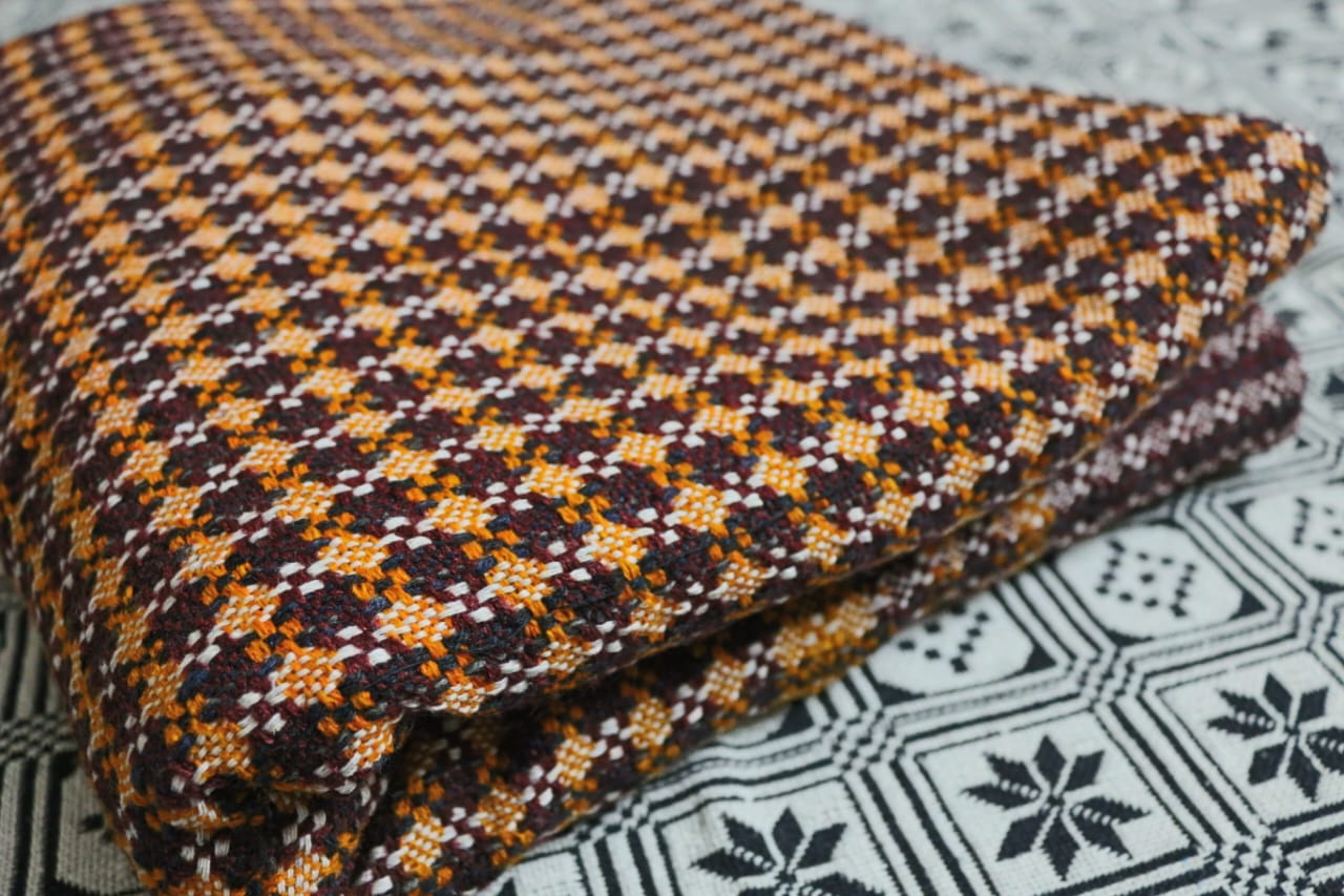 Tangerine Woollen Khes
