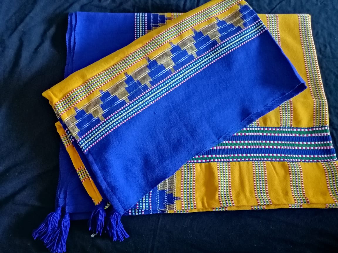 Yellow & Blue Woollen Khes