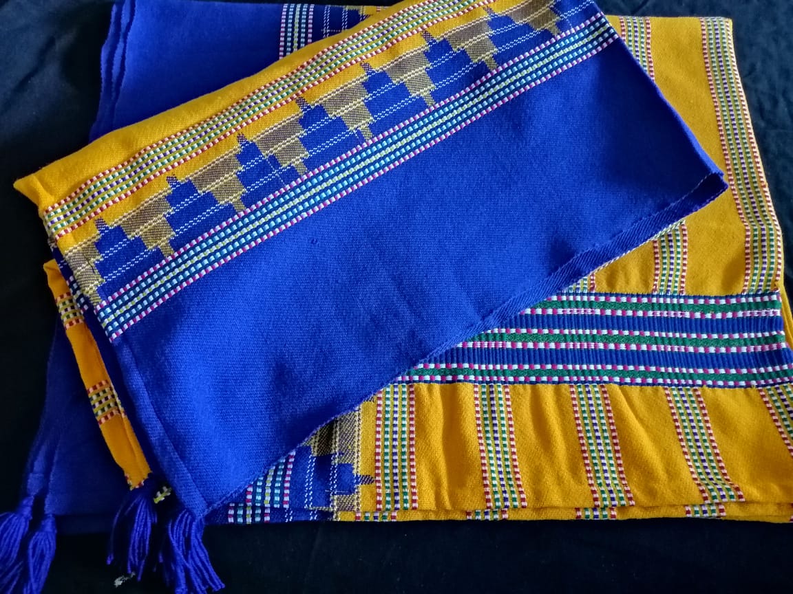Yellow & Blue Woollen Khes
