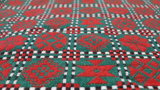 handwoven majnu khes green red - Bistaray
traditional khes shawl handmade Pakistan
majnu khes artisan textile in red and green