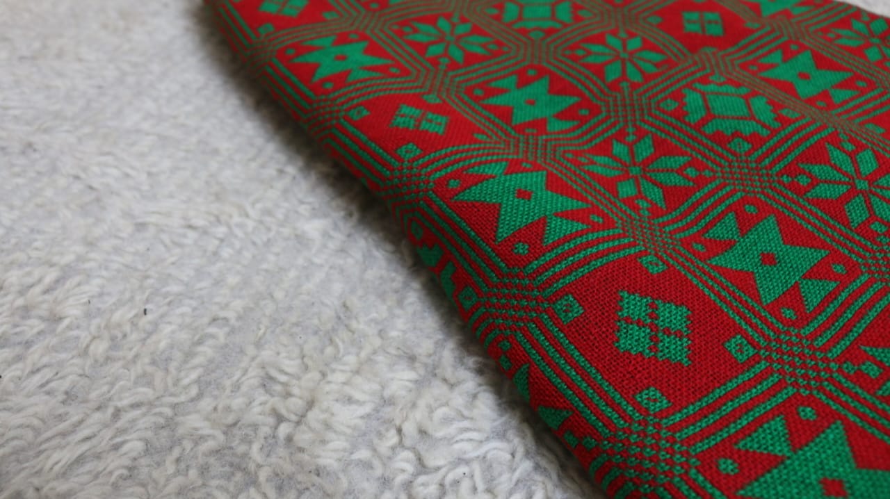 Red & Green Woollen Khes | Traditional Artisan Textile