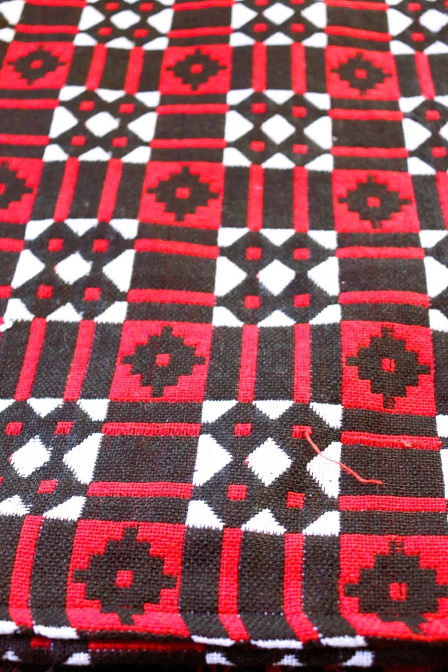 Black & Red Lightweight Woollen throw