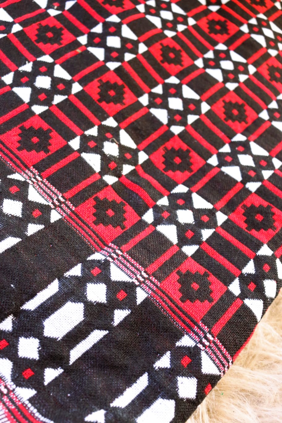 Black & Red Lightweight Woollen throw