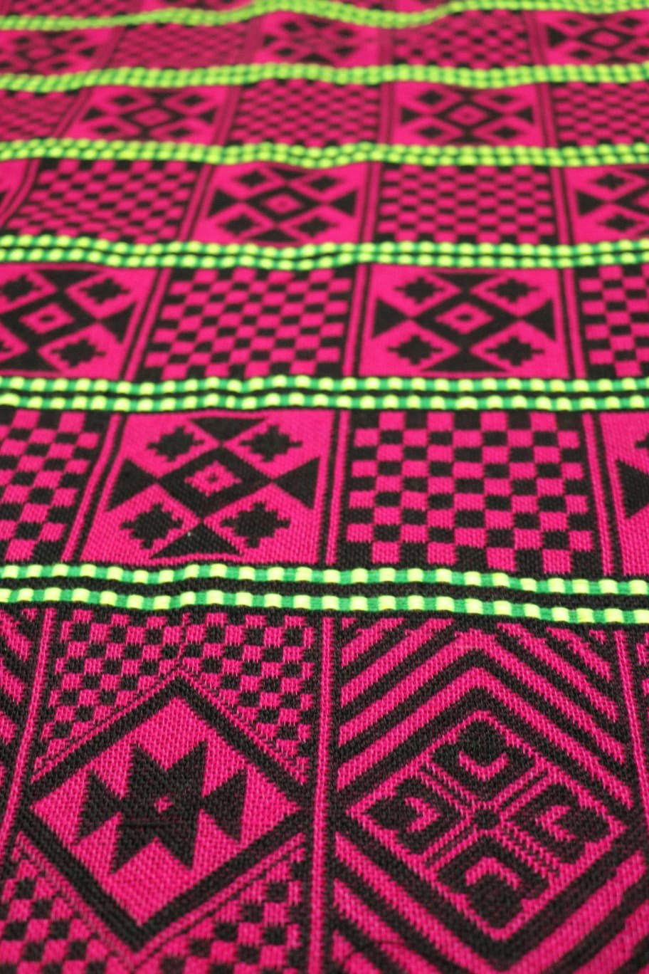 Fuchsia & Black Lightweight Woollen Throw