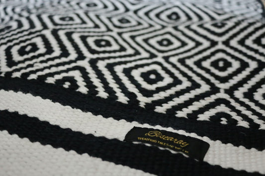 Black & White Dhurrie Rug (Handwoven)