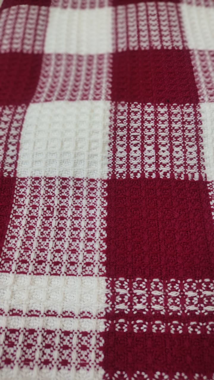 Maroon & White Woollen Khes