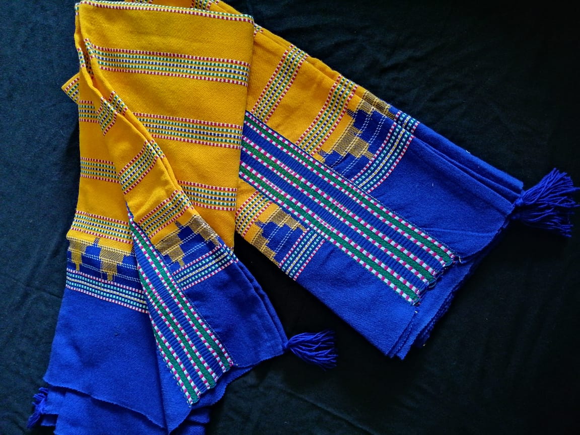 Yellow & Blue Woollen Khes